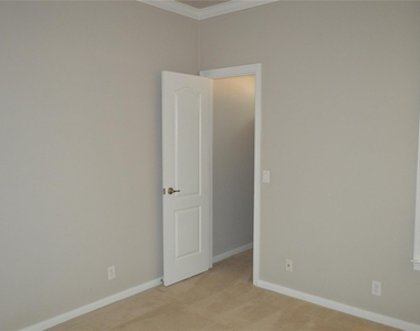4200 Dot Dr - Photo Thumbnail 13