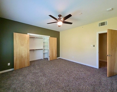 503 Swanee Dr - Photo Thumbnail 13
