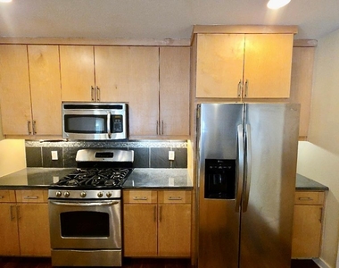 503 Swanee Dr - Photo Thumbnail 3