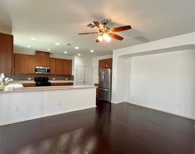 18305 Pencil Cactus Dr - Photo Thumbnail 8