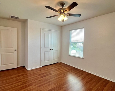 18305 Pencil Cactus Dr - Photo Thumbnail 20