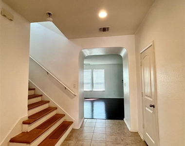 18305 Pencil Cactus Dr - Photo Thumbnail 2