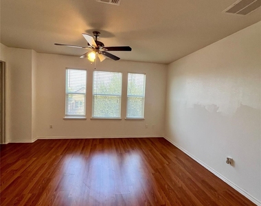 18305 Pencil Cactus Dr - Photo Thumbnail 17