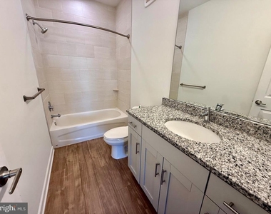 109 Charles Street - Photo Thumbnail 17