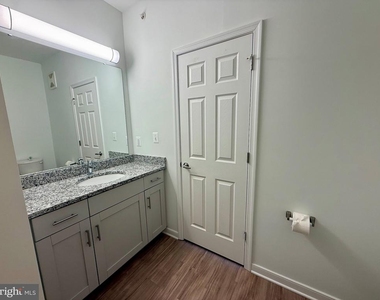 109 Charles Street - Photo Thumbnail 12