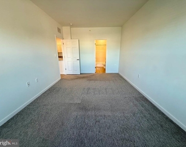 109 Charles Street - Photo Thumbnail 16
