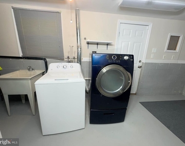 806 Truro Court - Photo Thumbnail 20