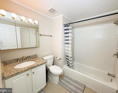 806 Truro Court - Photo Thumbnail 6