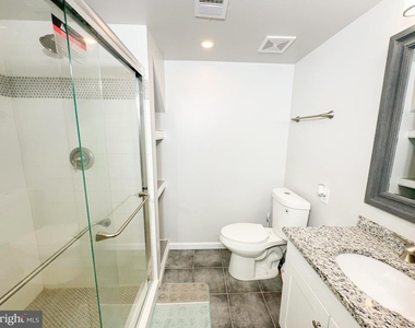 806 Truro Court - Photo Thumbnail 15