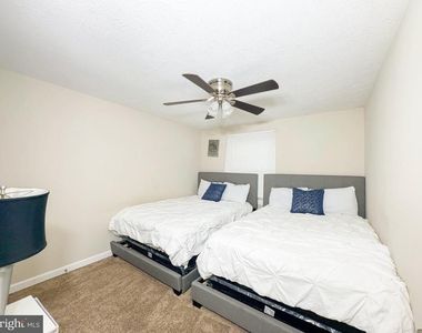 806 Truro Court - Photo Thumbnail 19