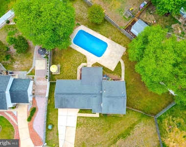 806 Truro Court - Photo Thumbnail 3