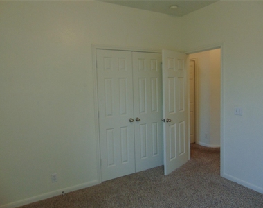 2417 Allred Dr - Photo Thumbnail 10