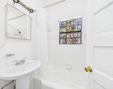 3006 Duval Street - Photo Thumbnail 3