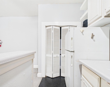 3006 Duval Street - Photo Thumbnail 7