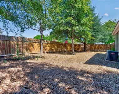 2201 Deadwood Dr - Photo Thumbnail 13