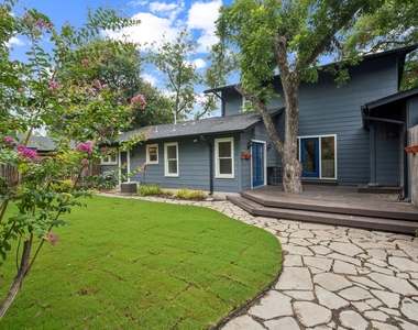 1402 Laurel St - Photo Thumbnail 1