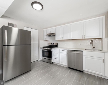 7923 Eastdale Road - Photo Thumbnail 10
