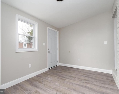 7923 Eastdale Road - Photo Thumbnail 14