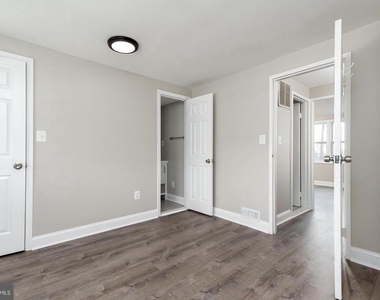 7923 Eastdale Road - Photo Thumbnail 22