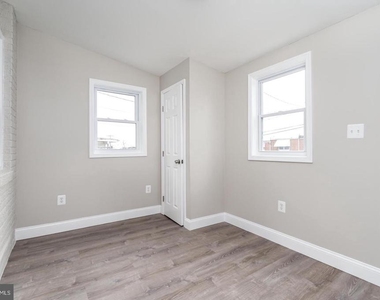 7923 Eastdale Road - Photo Thumbnail 12