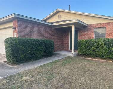 128 Grant Way - Photo Thumbnail 1