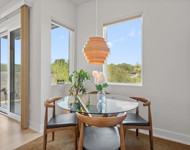 2720 Bristol Dr - Photo Thumbnail 11