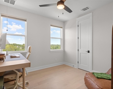 2720 Bristol Dr - Photo Thumbnail 20