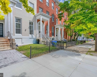 1310 W Lexington Street - Photo Thumbnail 22