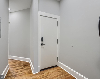 1310 W Lexington Street - Photo Thumbnail 14