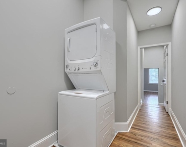 1310 W Lexington Street - Photo Thumbnail 11