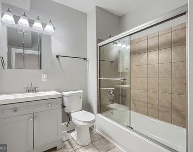 1310 W Lexington Street - Photo Thumbnail 10