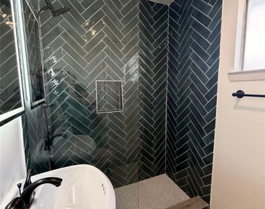 4712 Depew Ave - Photo Thumbnail 7