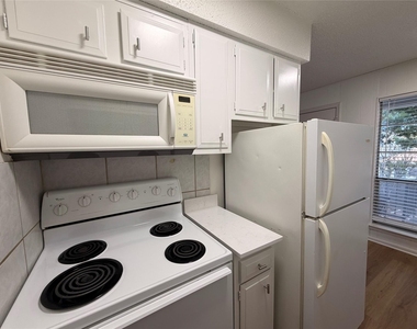 4712 Depew Ave - Photo Thumbnail 3