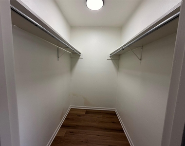 4712 Depew Ave - Photo Thumbnail 8