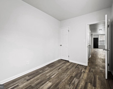 22 Carey Street - Photo Thumbnail 14