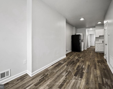 22 Carey Street - Photo Thumbnail 4