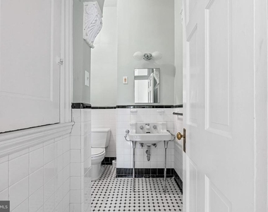 2444 Eutaw Place - Photo Thumbnail 36
