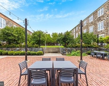 1500 Union - Photo Thumbnail 4