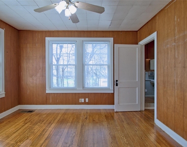 8402 Elroy Rd - Photo Thumbnail 9