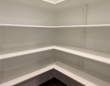 15113 Upland Willow Rd - Photo Thumbnail 10