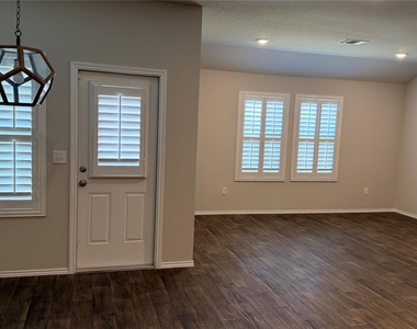 15113 Upland Willow Rd - Photo Thumbnail 15