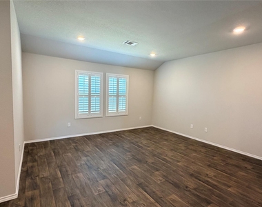 15113 Upland Willow Rd - Photo Thumbnail 9