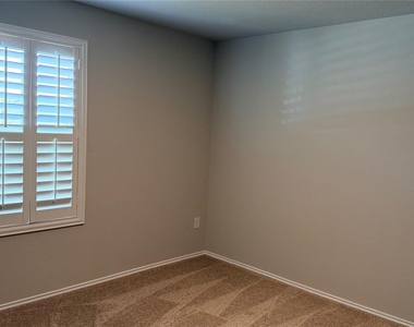 15113 Upland Willow Rd - Photo Thumbnail 12