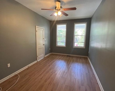 3925 Greenmount Avenue - Photo Thumbnail 3