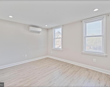 3819 Roland Avenue - Photo Thumbnail 38