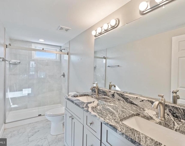 3819 Roland Avenue - Photo Thumbnail 16