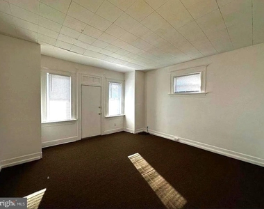 1105 Walnut Avenue - Photo Thumbnail 10