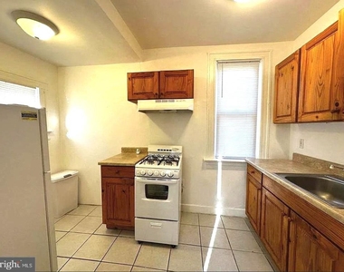1105 Walnut Avenue - Photo Thumbnail 5