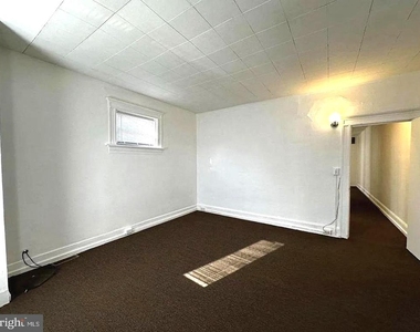 1105 Walnut Avenue - Photo Thumbnail 11