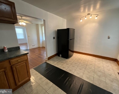 3018 E Larue Square E - Photo Thumbnail 4